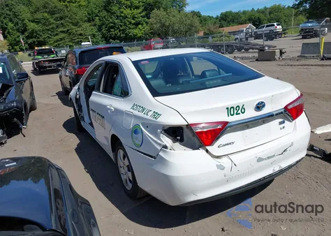 2016 Toyota Camry Hybrid Le из США, поврежденный, VIN 4T1BD1FK6GU199355